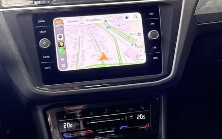 Volkswagen Tiguan II, 2020 год, 3 200 000 рублей, 13 фотография