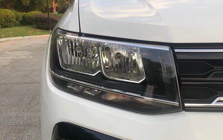 Volkswagen T-Cross I, 2023 год, 1 389 000 рублей, 12 фотография