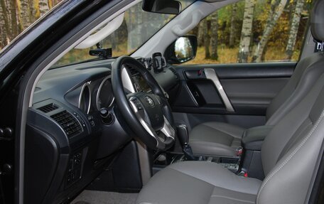 Toyota Land Cruiser Prado 150 рестайлинг 2, 2012 год, 2 700 000 рублей, 7 фотография