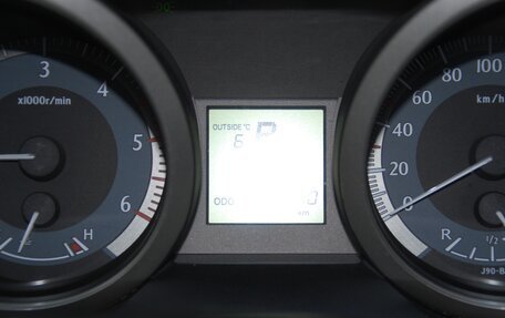 Toyota Land Cruiser Prado 150 рестайлинг 2, 2012 год, 2 700 000 рублей, 18 фотография