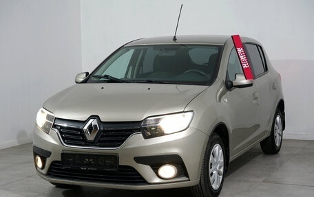 Renault Sandero II рестайлинг, 2019 год, 1 049 000 рублей, 2 фотография