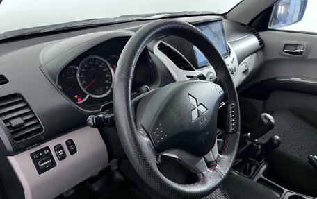 Mitsubishi L200 IV рестайлинг, 2011 год, 1 450 000 рублей, 6 фотография