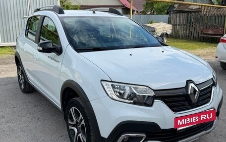 Renault Sandero II рестайлинг, 2022 год, 1 450 000 рублей, 3 фотография