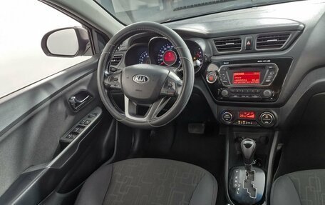 KIA Rio III рестайлинг, 2013 год, 739 000 рублей, 10 фотография