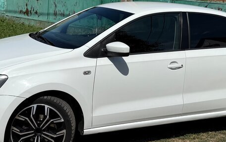 Volkswagen Polo VI (EU Market), 2014 год, 685 000 рублей, 4 фотография