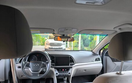 Hyundai Elantra VI рестайлинг, 2016 год, 1 220 000 рублей, 11 фотография