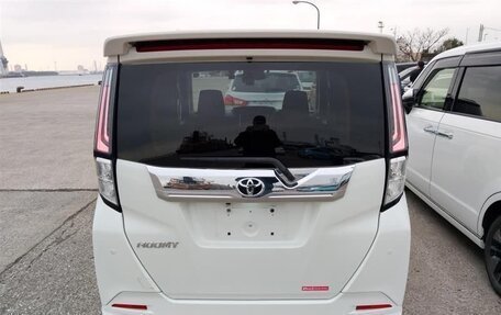 Toyota Roomy I, 2021 год, 1 500 000 рублей, 6 фотография