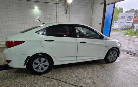 Hyundai Solaris II рестайлинг, 2014 год, 450 000 рублей, 6 фотография