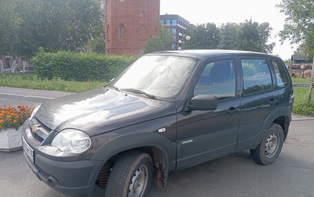 Chevrolet Niva I рестайлинг, 2015 год, 415 000 рублей, 4 фотография