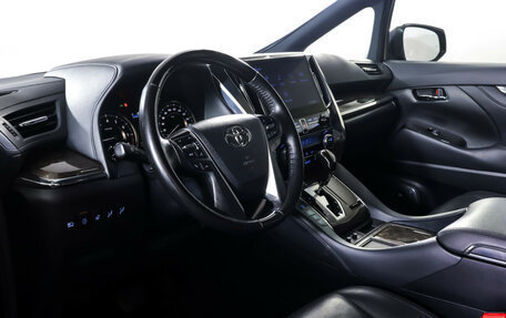 Toyota Alphard III, 2021 год, 6 299 000 рублей, 16 фотография