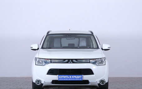 Mitsubishi Outlander III рестайлинг 3, 2013 год, 1 459 000 рублей, 3 фотография
