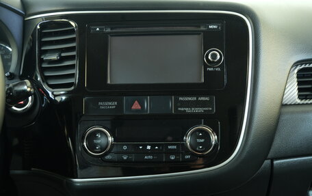 Mitsubishi Outlander III рестайлинг 3, 2013 год, 1 459 000 рублей, 14 фотография