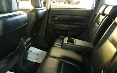 Mitsubishi Outlander III рестайлинг 3, 2013 год, 1 459 000 рублей, 18 фотография