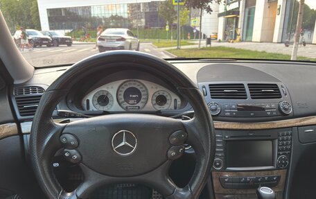 Mercedes-Benz E-Класс, 2008 год, 1 300 000 рублей, 11 фотография