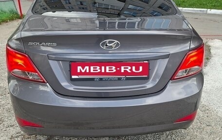 Hyundai Solaris II рестайлинг, 2016 год, 1 000 000 рублей, 5 фотография