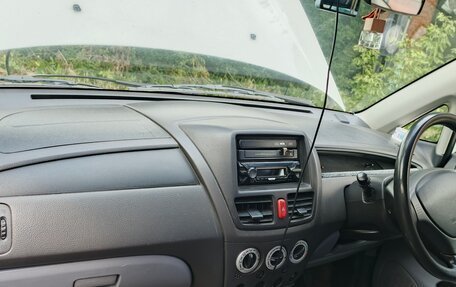 Suzuki Aerio, 2002 год, 400 000 рублей, 15 фотография