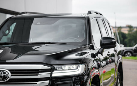 Toyota Land Cruiser, 2021 год, 6 799 000 рублей, 2 фотография
