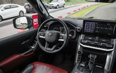 Toyota Land Cruiser, 2021 год, 6 799 000 рублей, 12 фотография