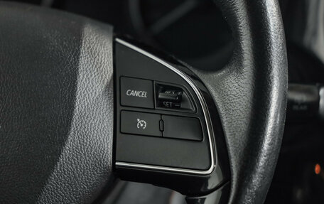 Mitsubishi Outlander III рестайлинг 3, 2017 год, 1 799 000 рублей, 12 фотография