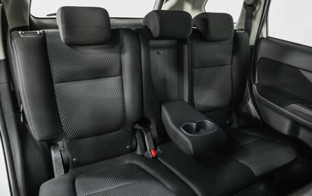 Mitsubishi Outlander III рестайлинг 3, 2017 год, 1 799 000 рублей, 22 фотография
