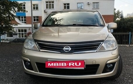 Nissan Tiida, 2010 год, 3 фотография