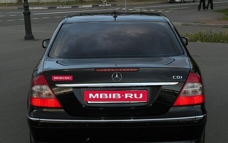Mercedes-Benz E-Класс, 2007 год, 995 000 рублей, 4 фотография
