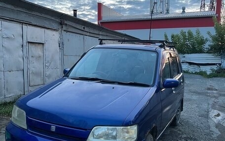 Nissan Cube II, 2001 год, 130 000 рублей, 2 фотография