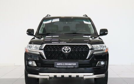 Toyota Land Cruiser 200, 2019 год, 6 291 000 рублей, 2 фотография
