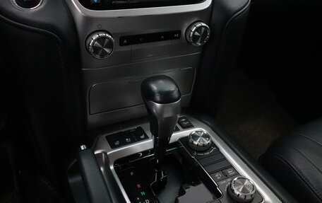 Toyota Land Cruiser 200, 2019 год, 6 291 000 рублей, 13 фотография