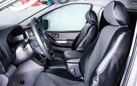 Hyundai H-1 II рестайлинг, 2011 год, 2 130 000 рублей, 9 фотография