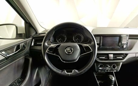Skoda Rapid II, 2022 год, 1 699 000 рублей, 20 фотография