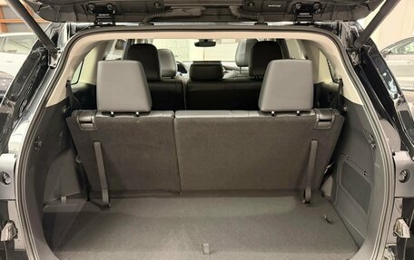 Toyota Highlander, 2026 год, 5 800 000 рублей, 31 фотография