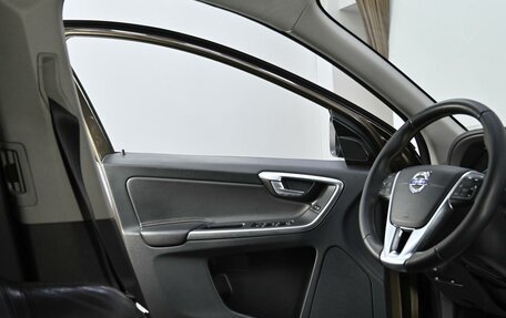 Volvo XC60 II, 2017 год, 1 965 000 рублей, 7 фотография