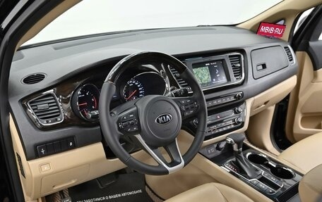 KIA Carnival III, 2019 год, 2 295 000 рублей, 7 фотография