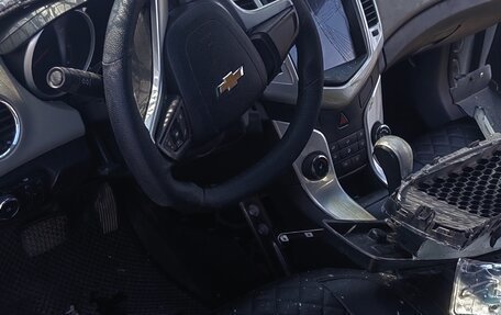 Chevrolet Cruze II, 2011 год, 230 000 рублей, 5 фотография