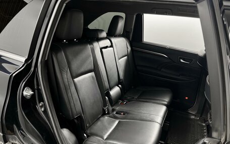 Toyota Highlander III, 2014 год, 2 496 100 рублей, 7 фотография
