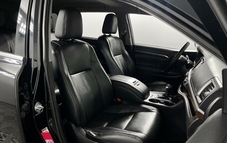 Toyota Highlander III, 2014 год, 2 496 100 рублей, 8 фотография