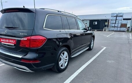 Mercedes-Benz GL-Класс, 2014 год, 2 500 000 рублей, 14 фотография