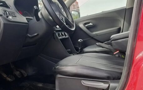 Volkswagen Polo VI (EU Market), 2012 год, 800 000 рублей, 13 фотография