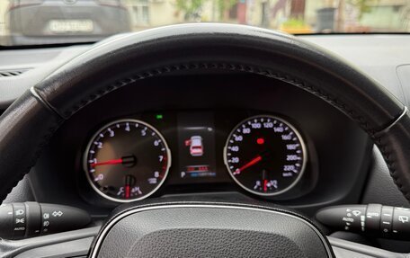 Toyota RAV4, 2021 год, 2 490 000 рублей, 9 фотография