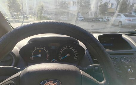 Ford Fiesta, 2018 год, 800 000 рублей, 8 фотография