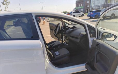 Ford Fiesta, 2018 год, 800 000 рублей, 5 фотография