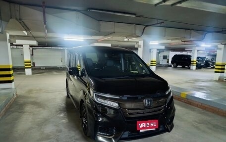 Honda Stepwgn IV, 2019 год, 2 150 000 рублей, 6 фотография