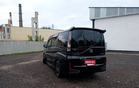 Honda Stepwgn IV, 2019 год, 2 150 000 рублей, 8 фотография