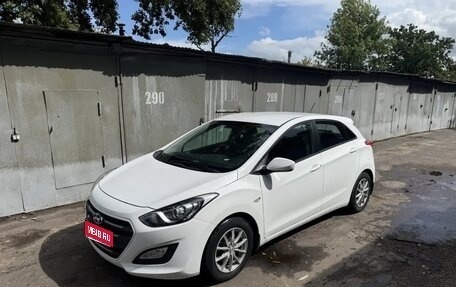 Hyundai i30 II рестайлинг, 2015 год, 1 330 000 рублей, 1 фотография