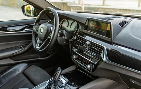 BMW 5 серия, 2018 год, 2 498 000 рублей, 37 фотография