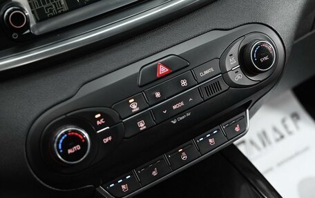 KIA Sorento III Prime рестайлинг, 2016 год, 2 015 000 рублей, 8 фотография