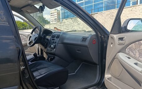 Toyota Avensis III рестайлинг, 1999 год, 240 000 рублей, 10 фотография