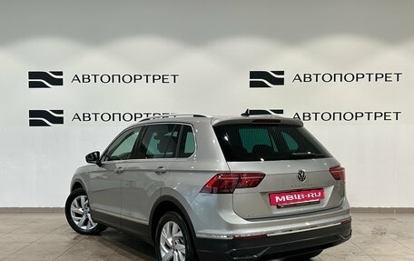 Volkswagen Tiguan II, 2021 год, 2 049 000 рублей, 5 фотография