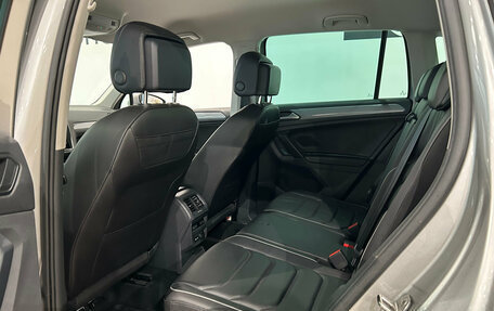 Volkswagen Tiguan II, 2021 год, 2 049 000 рублей, 13 фотография